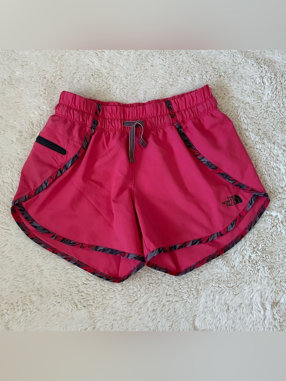 The North Face Women's Pink Performance Shorts Sz XS